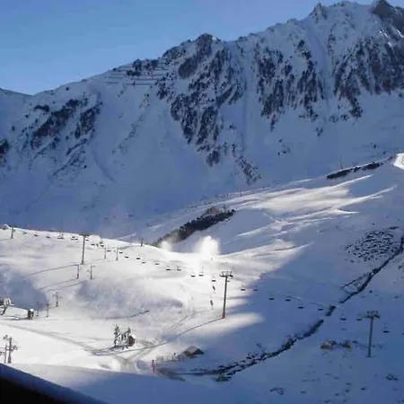Chalet Cozy: Ski-in Apartment for 2-4 Guests La Mongie Exterior photo